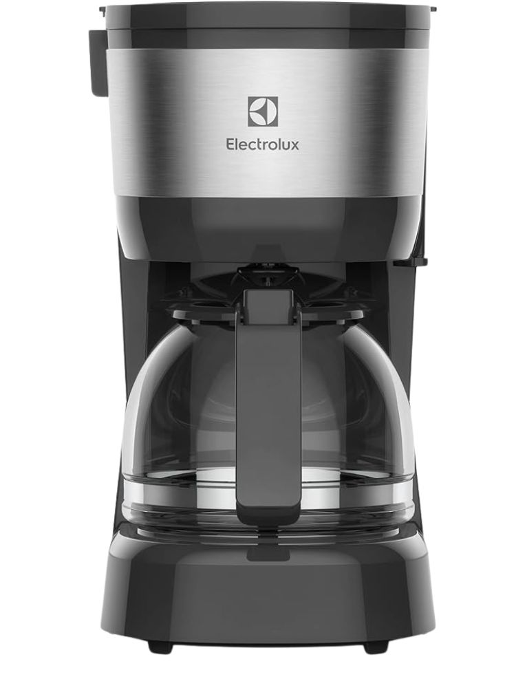 As cafeteiras elétricas levam praticidade e beleza para sua casa. Este é o modelo Electrolux ECM10.