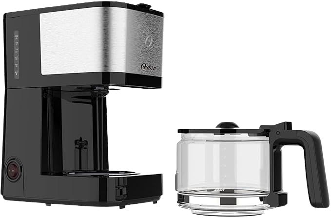 As cafeteiras elétricas levam praticidade e beleza para sua casa. Este é o modelo Oster OCAF 300.